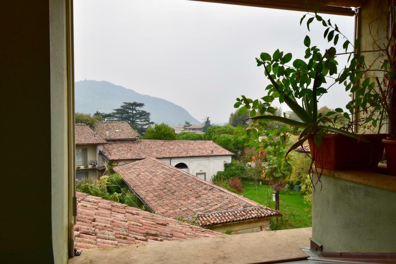 Via Sambuco Villa Iseo Buitenkant foto