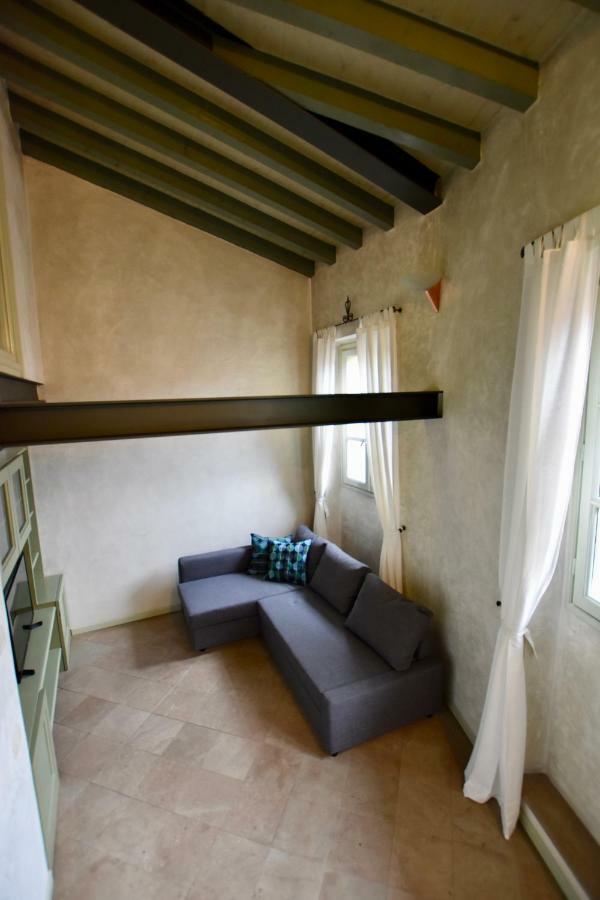 Via Sambuco Villa Iseo Buitenkant foto